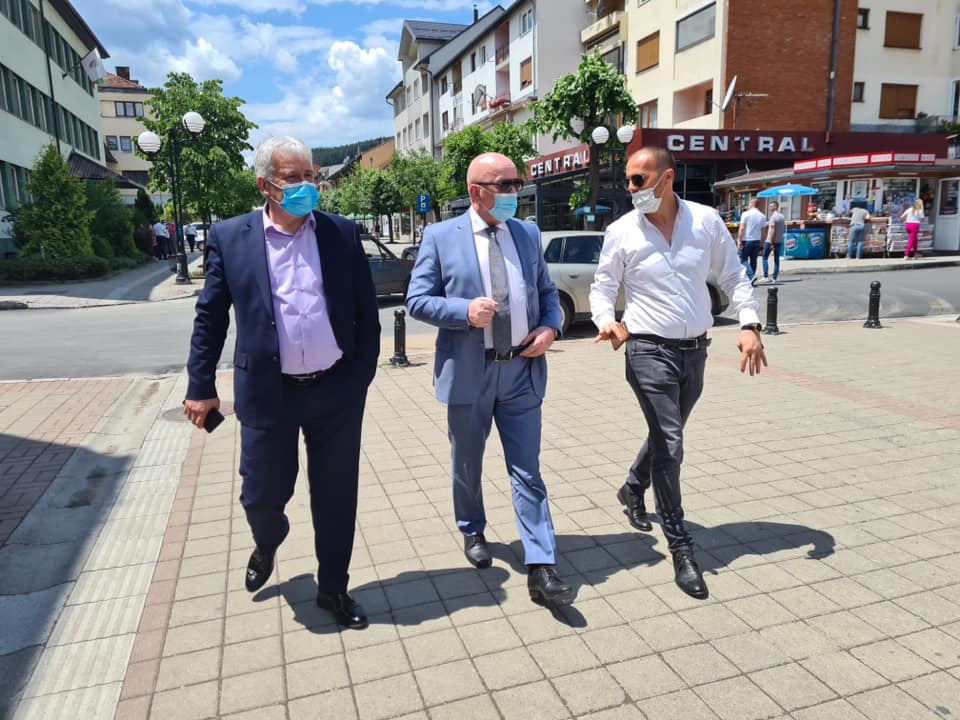 Osman Nurković posjetio Rožaje: Vlada spremna da pruži podršku građanima Rožaja kako bi se zaustavilo širenje koronavirusa